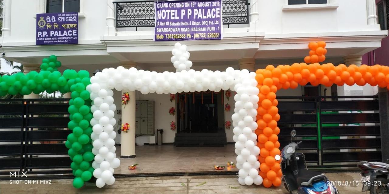 Pp Palace Hotel Puri Zewnętrze zdjęcie